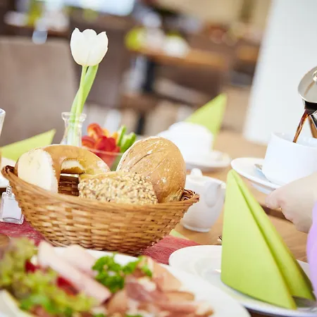 Hotel Vital An Der Therme Gmbh 4*