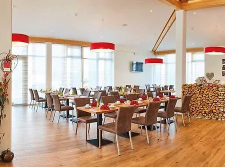 فندق Vital An Der Therme Gmbh 4*