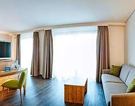 Hotel Vital An Der Therme Gmbh 4*