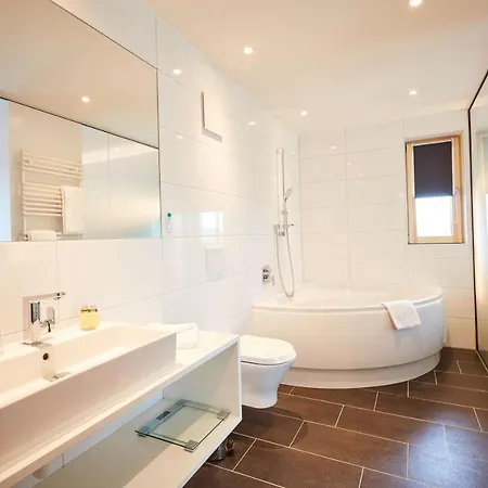 Szálloda Vital An Der Therme Gmbh 4*